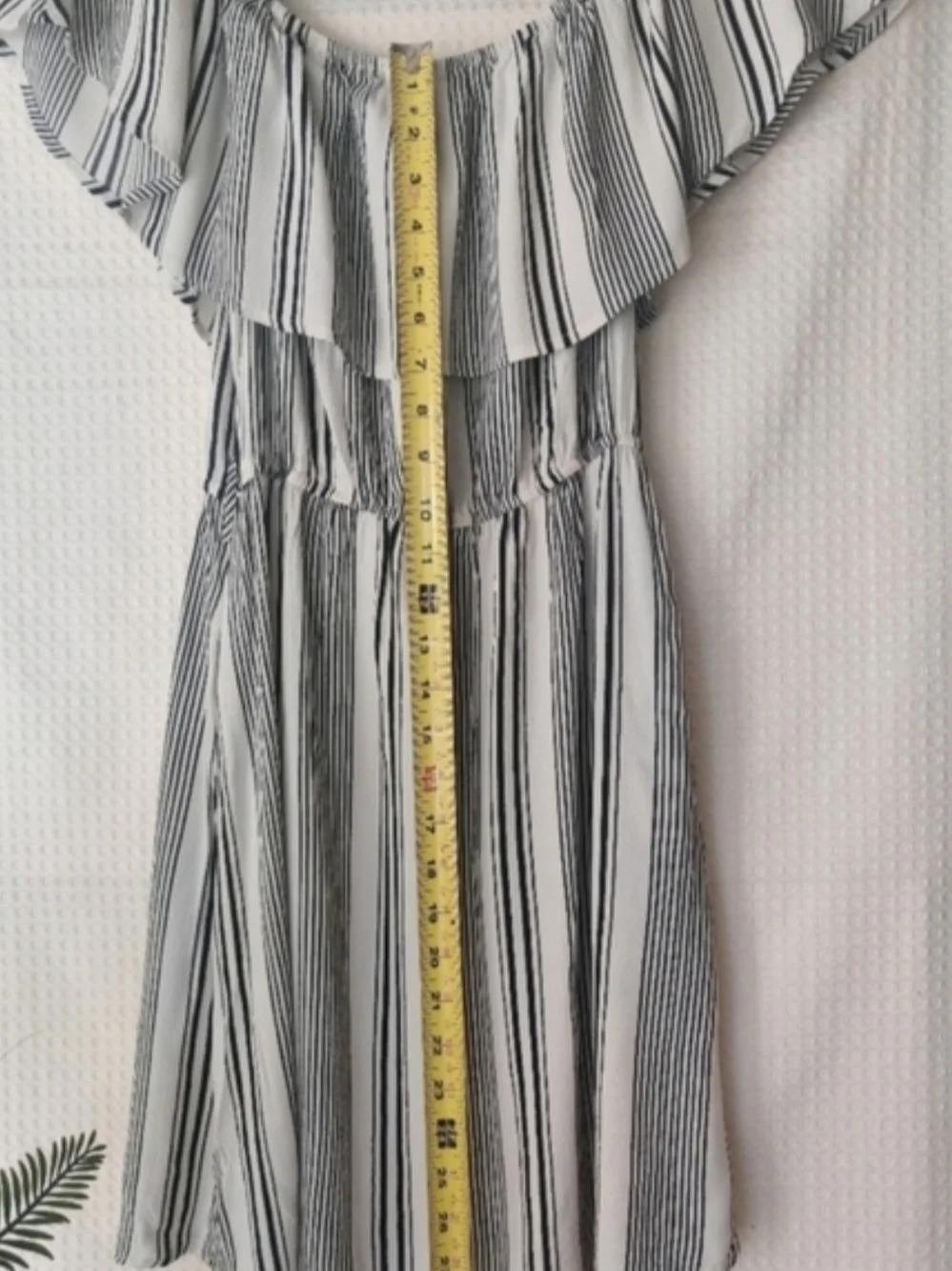 Forever 21 Black and White Striped Dress Size Medium - Picture 8 of 8